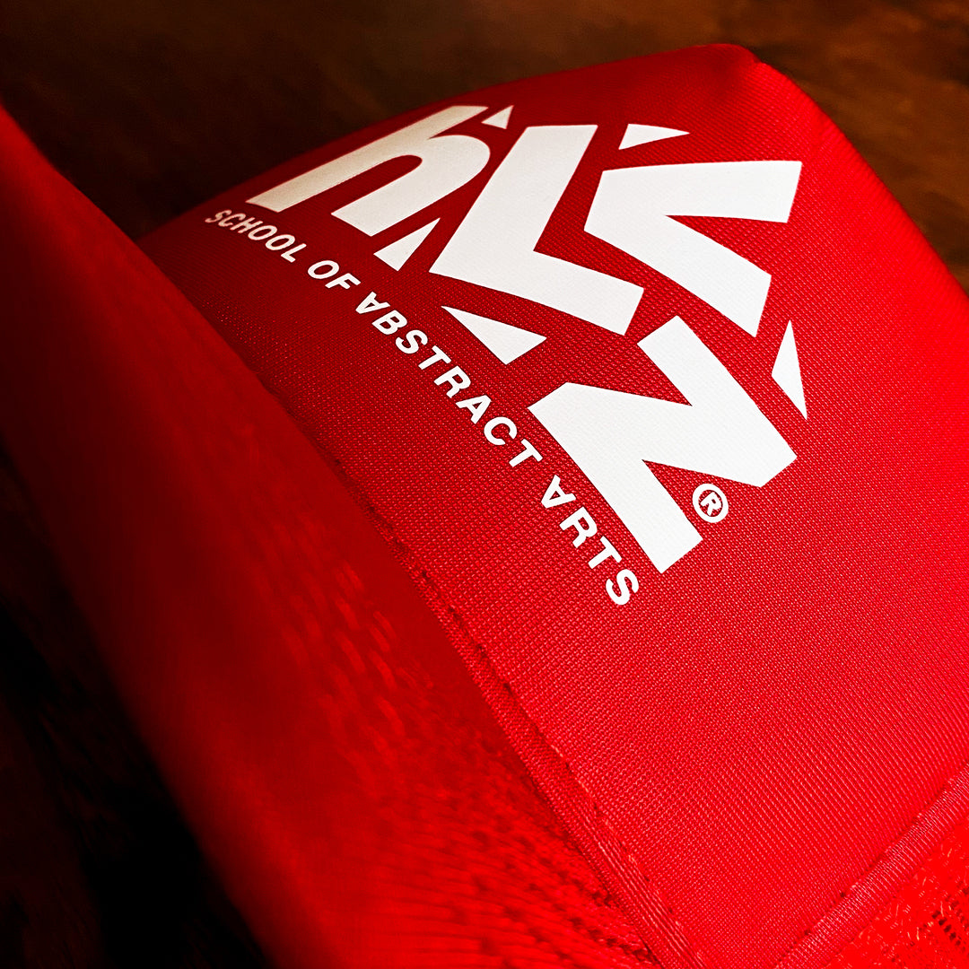 Boné Trucker "ABSTRACT SCHOOL"