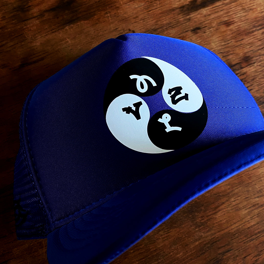 Boné Trucker "YINYIN"