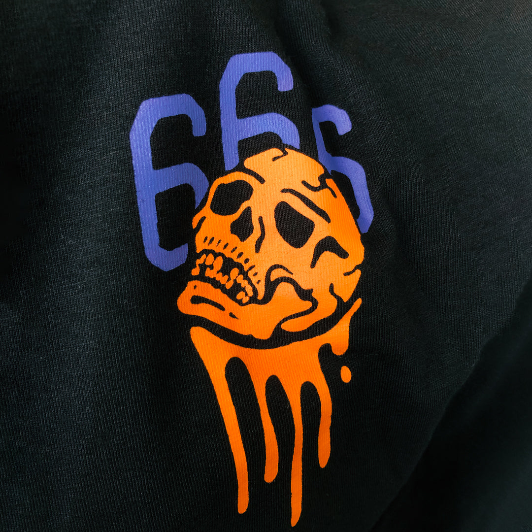 Camiseta "666"