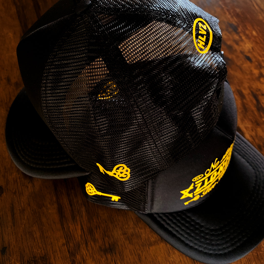 Boné Trucker "NO-STATE"